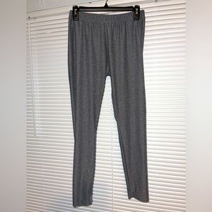 grey leggings